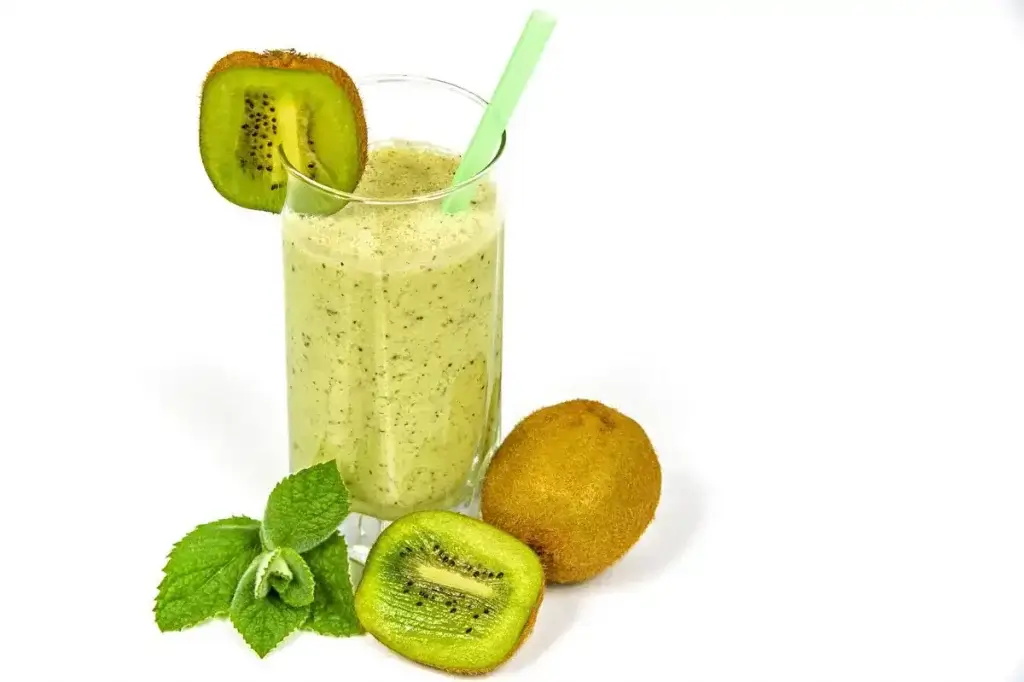 Kiwi-smoothie-coctail